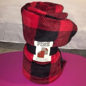 NWT PINK VS Blanket
